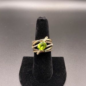 Peridot and diamond ring